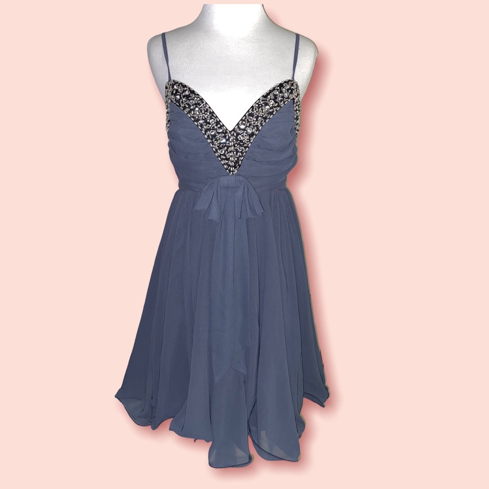French Connection New! gorgeous bead embellished flowy dress, gray, size 4 NWT - Picture 15 of 15